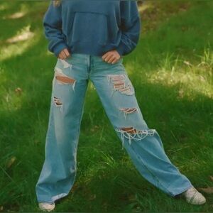 American Eagle 6 Regular Skater Jeans Wide Leg Distressed